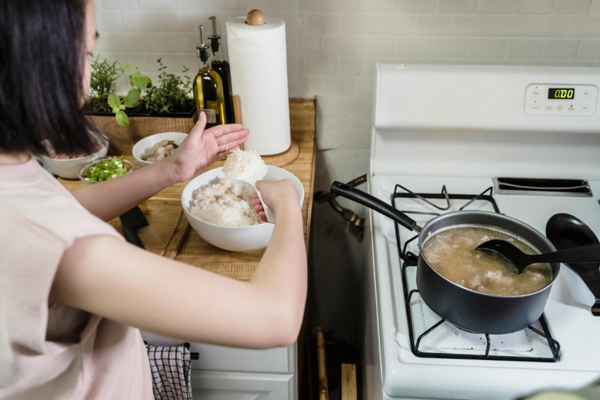 1.Risotto-mod de preparare aragaz femeie orez servetele 2